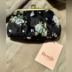 Rouje Blue Floral Makeup Pouch